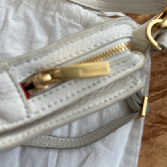 Hammitt LA leather crossbody purse- VIP Mobile style - Picture 6 of 6